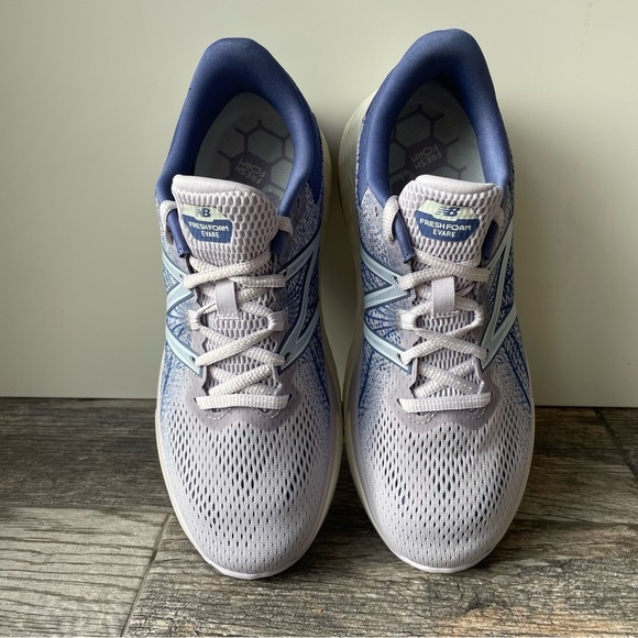 New Balance Women Fresh Foam Evare Running Shoe in Purple size 9.5 - Picture 4 of 11